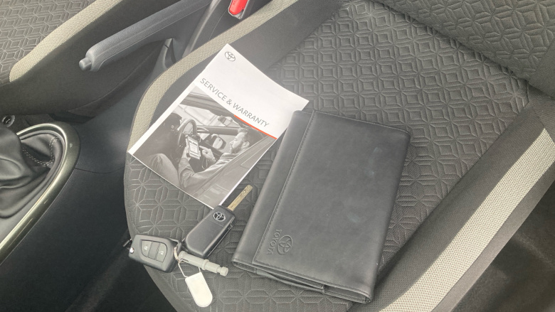 Toyota Aygo X 1.0 VVT-i Edge 5dr Petrol Hatchback